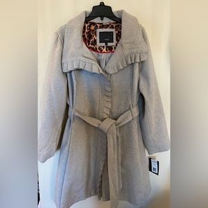 Super Cute Wool Winter Steve Madden Trench Coat, Lined w/Belt. Warm & Luxurious.